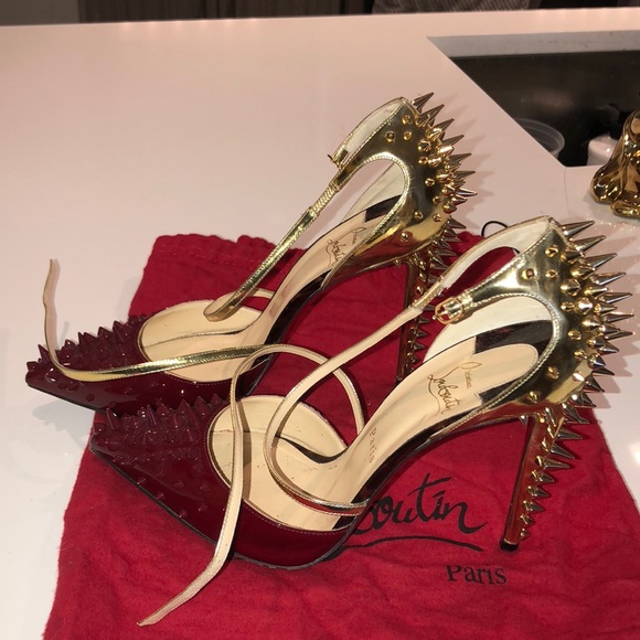 Authentic Christian size 39 slightly used once - Picture 5 of 5